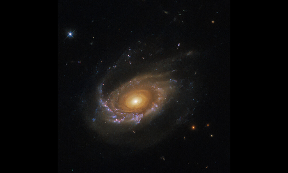 Hubble Captures a Drifting Galaxy | NASA Hubble Space Telescope on flickr