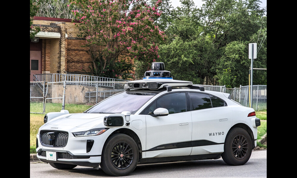 Waymo self-driving car training on Austin roads | Lars Plougmann on Flickr